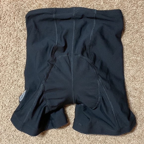 She Beest Woman’s Biking shorts, padded. Sz **Medium see measurements good cond - Picture 5 of 6